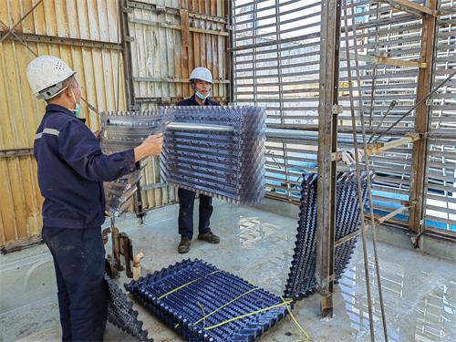 封閉式冷卻塔底部安裝步驟(全封閉式冷卻塔廠家)